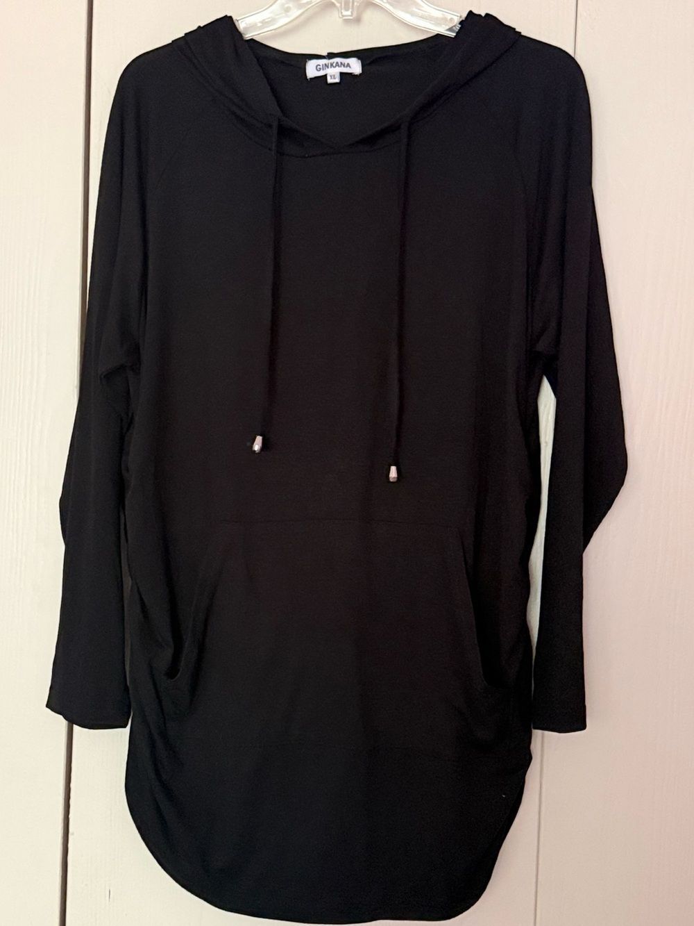 Women’s Maternity Black Long Sleeve Hoodie Tunic